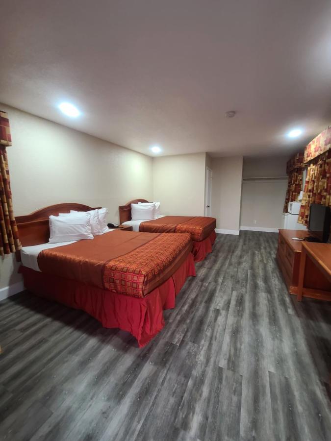 Majestic Inn & Suites Klamath Falls Exterior foto